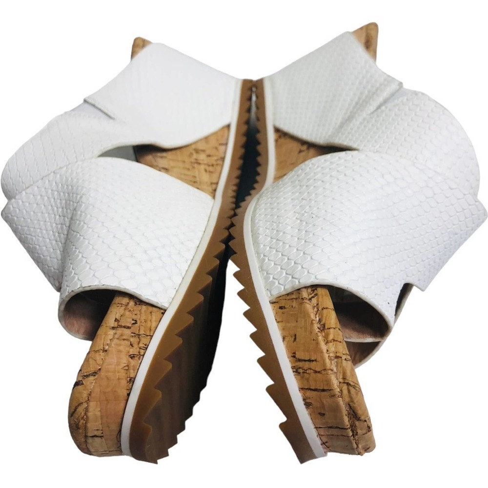Donald J. Pliner White Cork Wedge Sandals - Picture 5 of 9